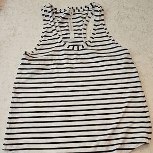 Lululemon Athletica Black and White Sleeveless Crop Tank Top Size 6